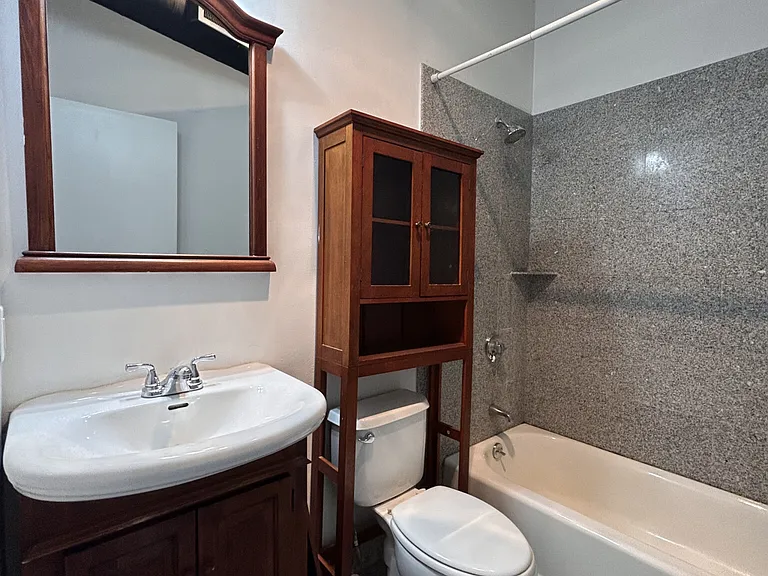 601 Columbia Rd #25 — Photo 6