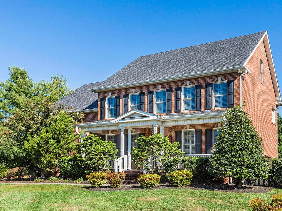 1st image of 646 Deanwood Ln