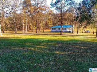 647 Walkers Crossing Rd, Pell City, AL 35128