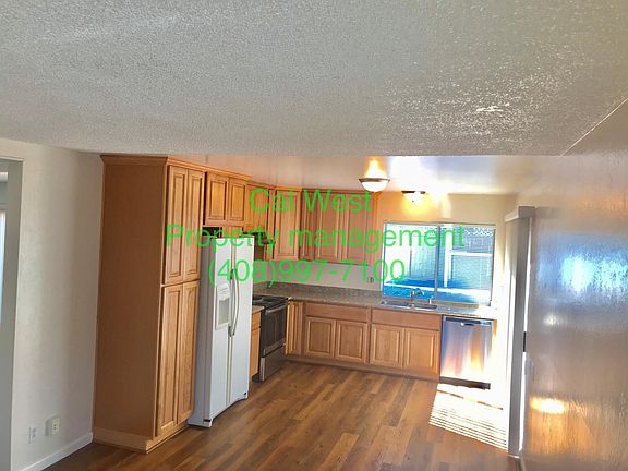3rd image of 875 Kozera Dr