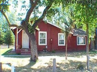 6766 Snedigar Rd, Riverbank, CA 95367