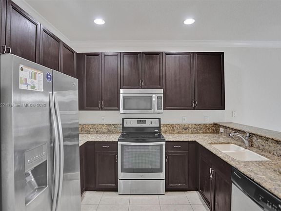 5th image of 4617 SW 75th Way #4617