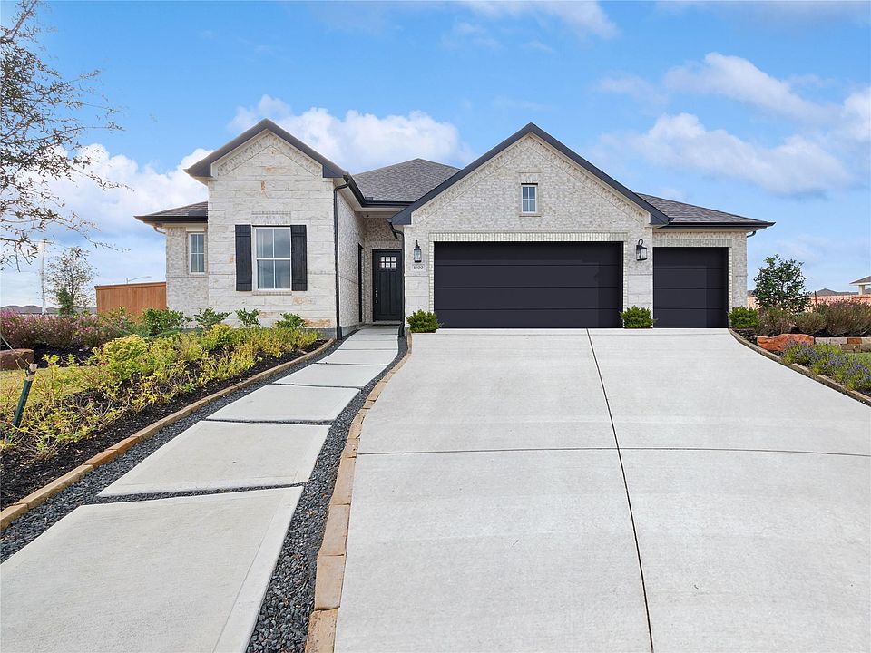 1st image of 1800 Mesquite Trl