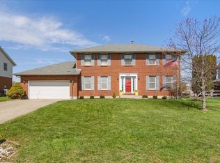 8242 Fox Knoll Dr, West Chester, OH