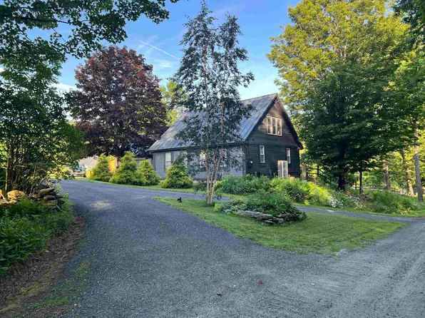 412 Hall Ranch Road, Grafton, VT 05146