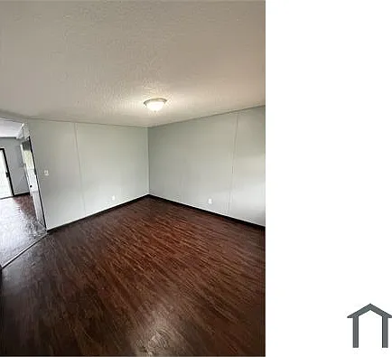 10421 Prince Dr — Photo 2