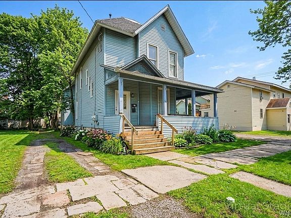 4th image of 129 Lock St