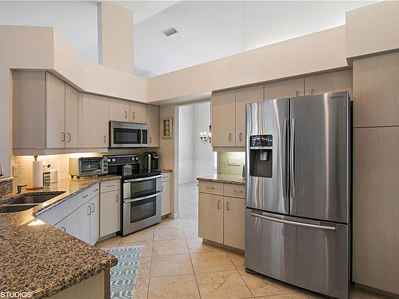 3rd image of 4225 Cape Haze Dr