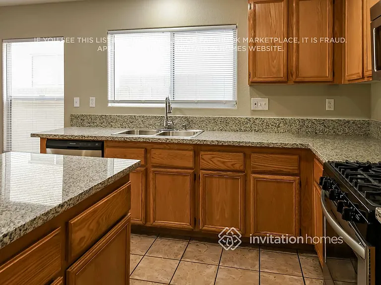 5970 Red Raspberry Ct — Photo 4