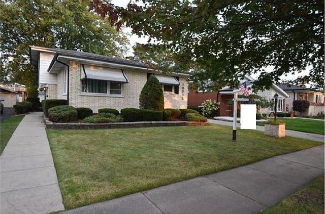 1st image of 10733 S Kolmar Ave