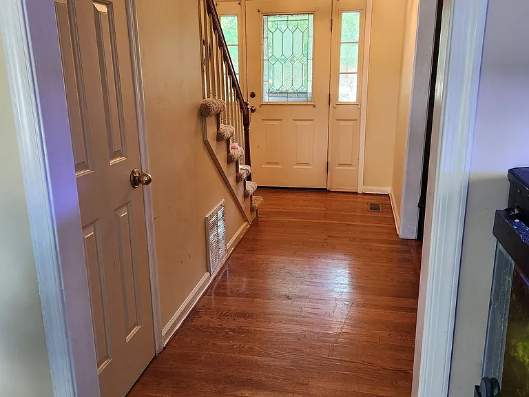 2209 S Pastures Ln — Photo 4
