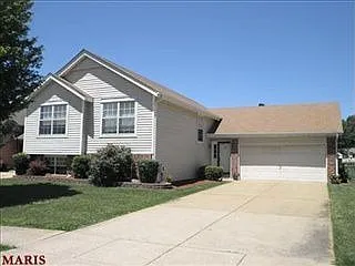2022 Monks Hollow Dr photo 1