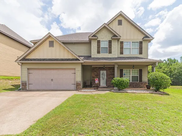 1904 Westminster Dr, Phenix City, AL 36870