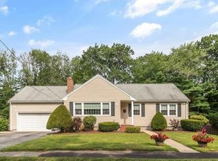 27 Harvard St, Reading, MA 01867