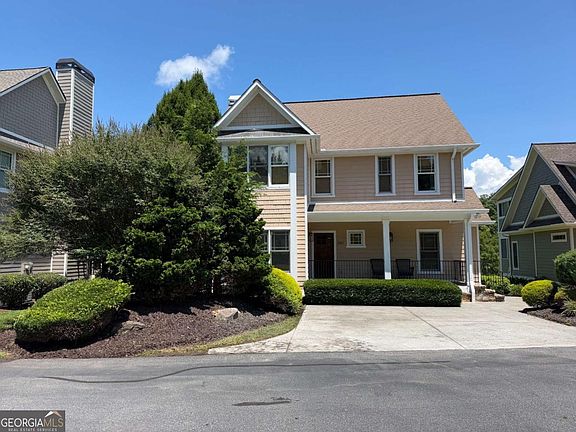 2nd image of 2261 Eastgate Dr E
