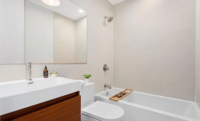 Rented by Luca Paci Real Estate | media 21