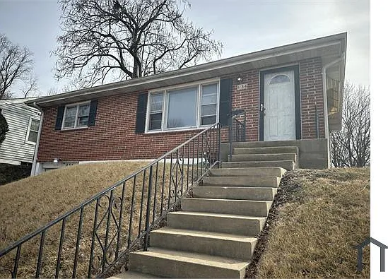 3 bed, 1080 sqft, $1,450 — Photo 3