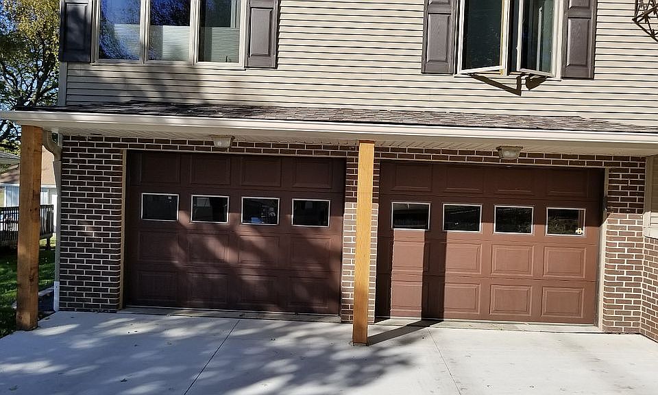 2nd image of 1305 Birch St