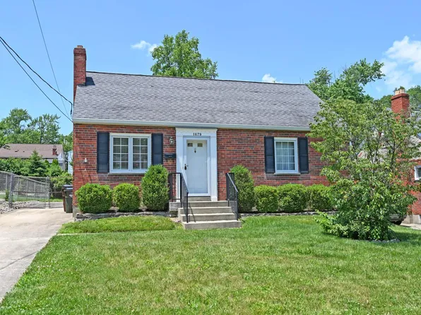 1679 Sanborn Dr, Cincinnati, OH 45215
