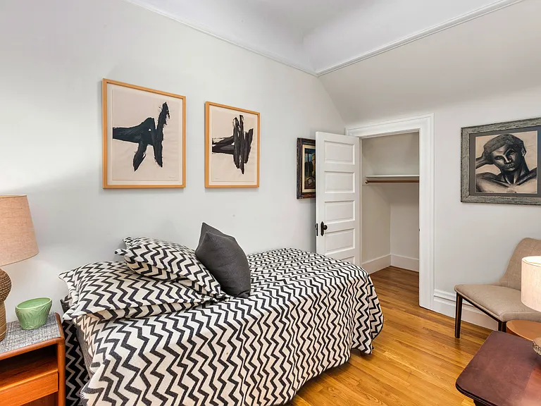 264 Guerrero St — Photo 12