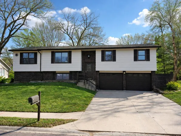 3000 Greenbriar Dr, Columbia, MO 65203