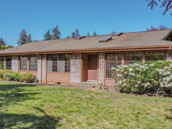 4310 Brookdale Road E, Tacoma, WA 98446