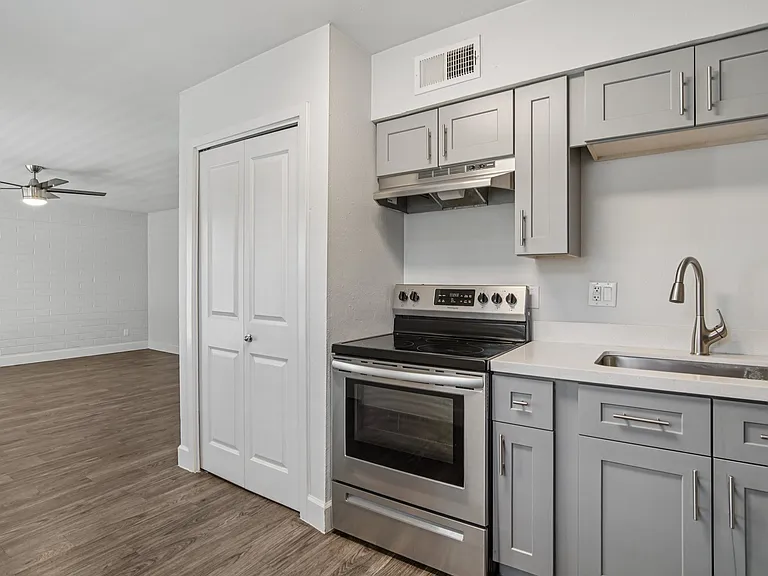 Palm Villas — Photo 15