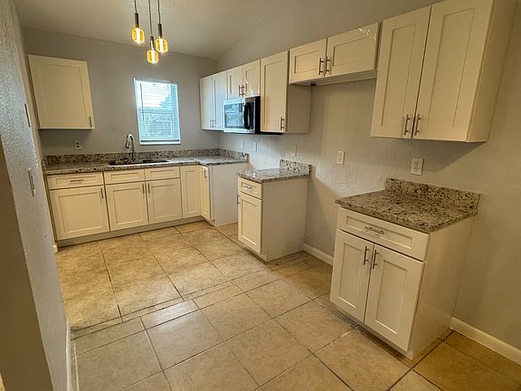 2nd image of 3725 Spring Land Dr