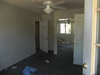 4th image of 5135 Navarro St