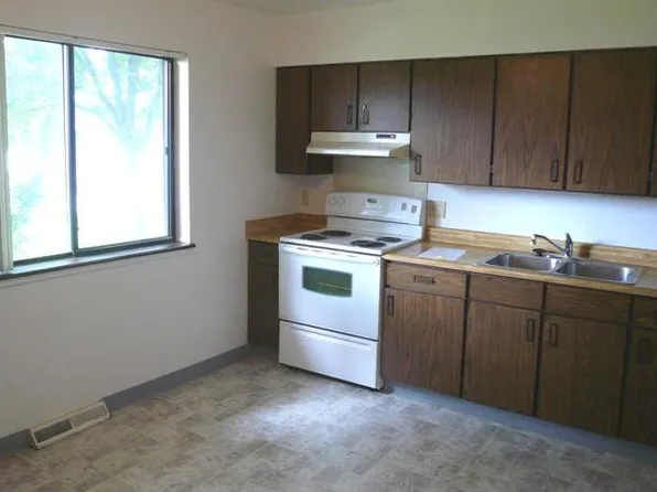 Brookview Townhomes - Section 8 Housing