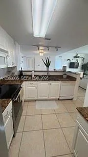 215 SW 42nd Ave #1007 — Photo 26