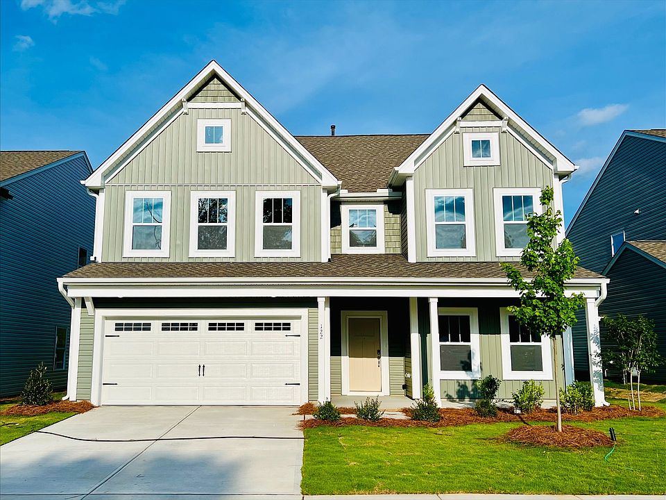 1st image of 122 Silver Moon Ln