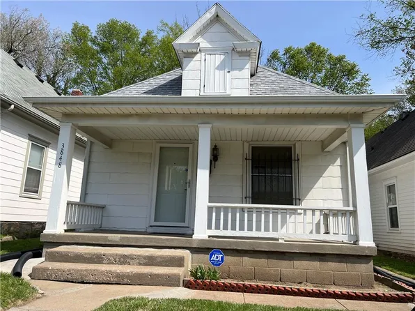 3848 E 9th Ter, Kansas City, MO 64127