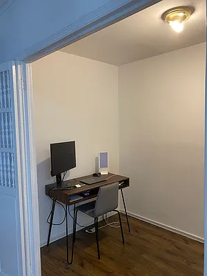 Rented by Naomi Property LLC | media 17