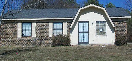 1st image of 55 Point O'Woods Dr