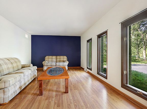 4th image of 26340 S Greenwood Ave