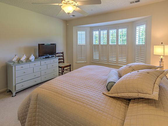 Bay Window, Planta. Shutters