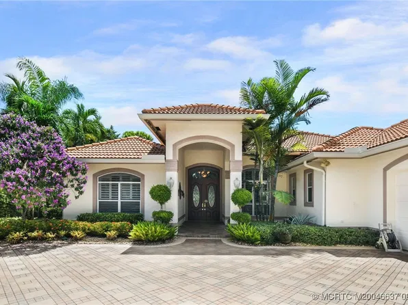 1572 SE Cypress Glen Way, Stuart, FL 34997