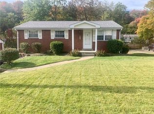 550 Newport Dr, Greensburg, PA 15601