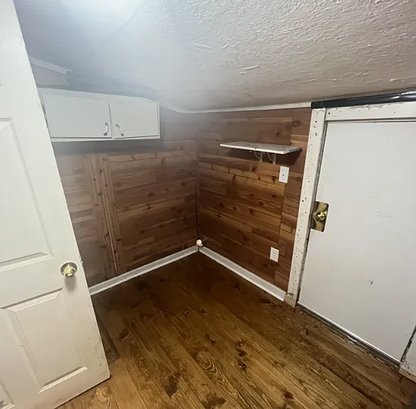 502 Brown St — Photo 7