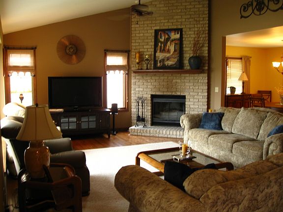 4th image of 1225 Vantage Ln