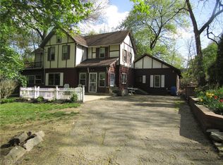 1439 Rockaway St, Akron, OH 44314