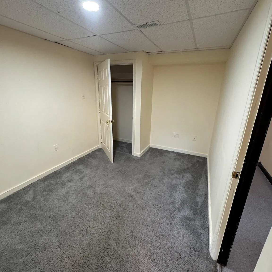2 bed, 1.0 bath, 1400 sqft, $1,275 — Photo 3