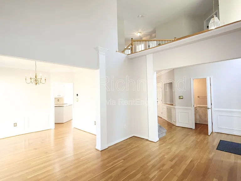 6004 Manor Park Ter — Photo 8