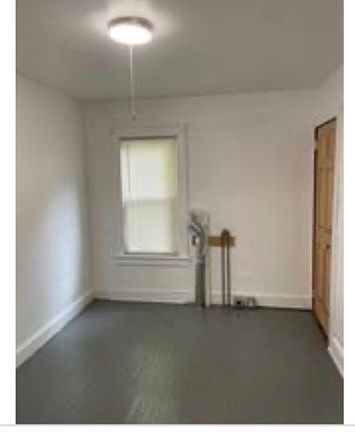 3rd image of 35 Allen St #1