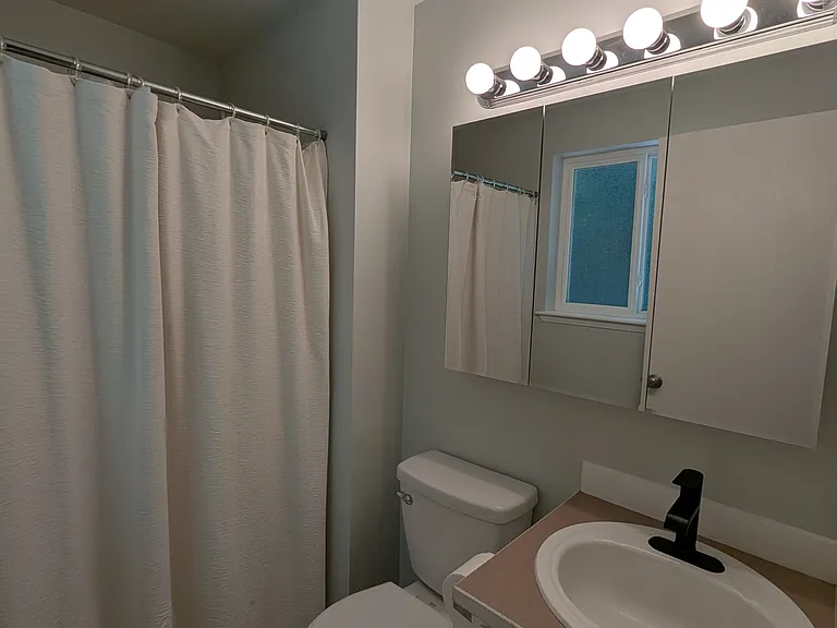 1107 NW Springer Way — Photo 13
