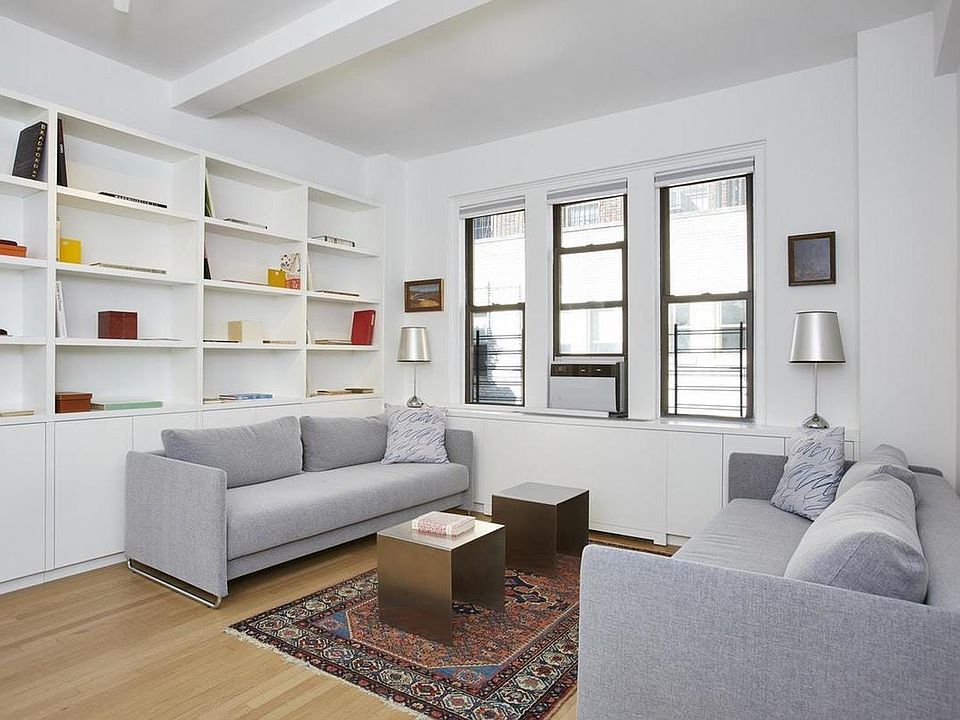 1st image of 157-163 E 72nd St #15A