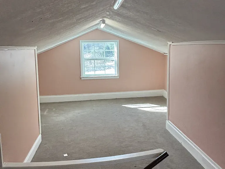 143 McCully Ln — Photo 21