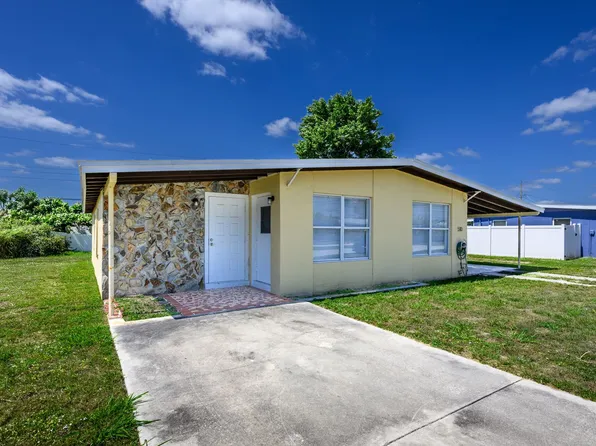 510 Sharon Cir, Pt Charlotte, FL 33952