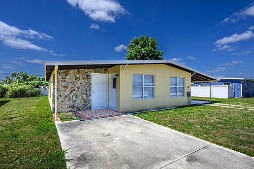 510 Sharon Cir Photo 1